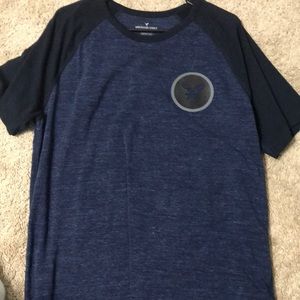 Men’s American Eagle graphic t shirt active flex